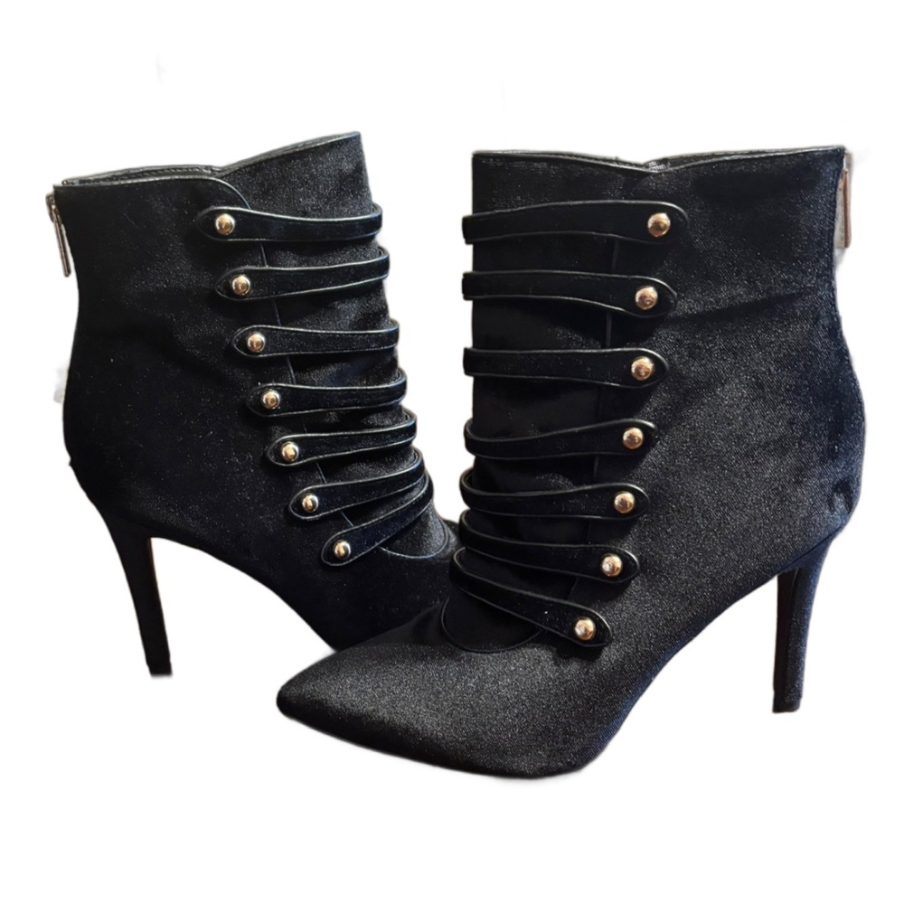 GUESS Black Velvet Gold Accent Stiletto Boots Woman’s Size 10 M.